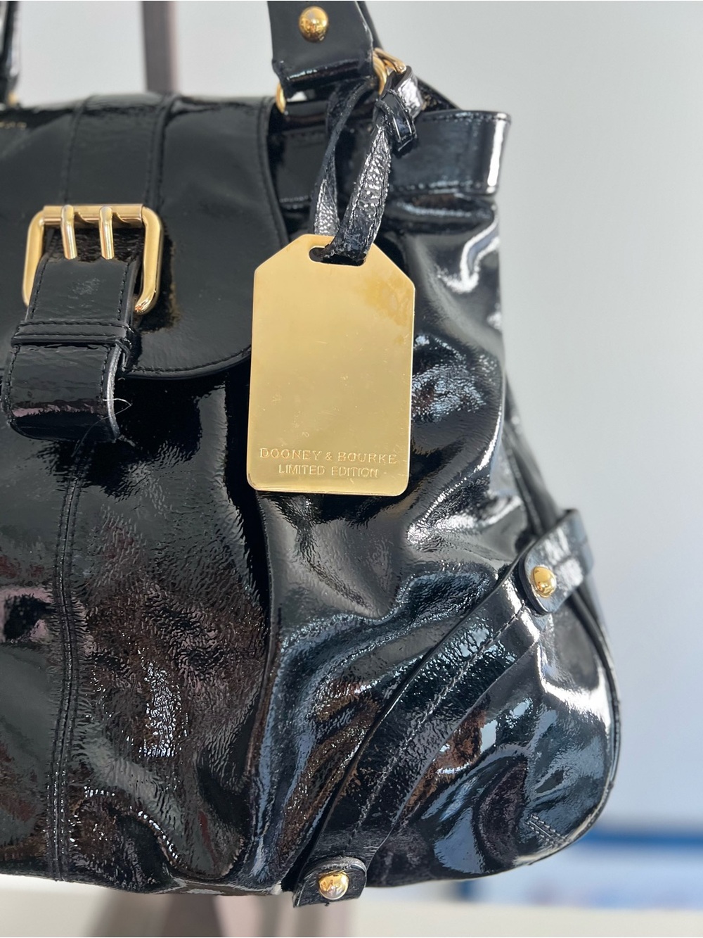 Dooney & Bourke Hayden Limited Edition Black Patent Leather Shoulder Bag Y2K - Picture 3 of 12